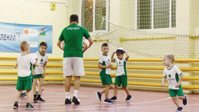 Всероссийская школа футбола для детей от 3х лет "Футболика" (ул. Степана Разина 71, Гимназия №120)