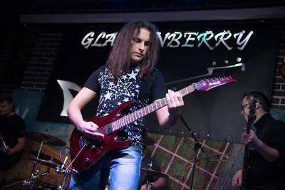 Школа игры на гитаре Виталия Махатого (Музыкальное образование)