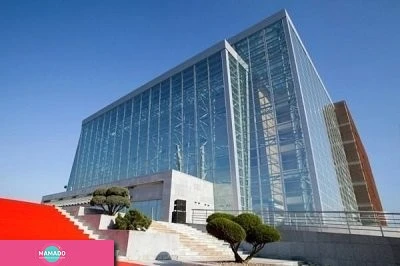 Приморский театр оперы и балета (Приморская сцена Мариинского театра), Русский оперный дом во Владивостоке 