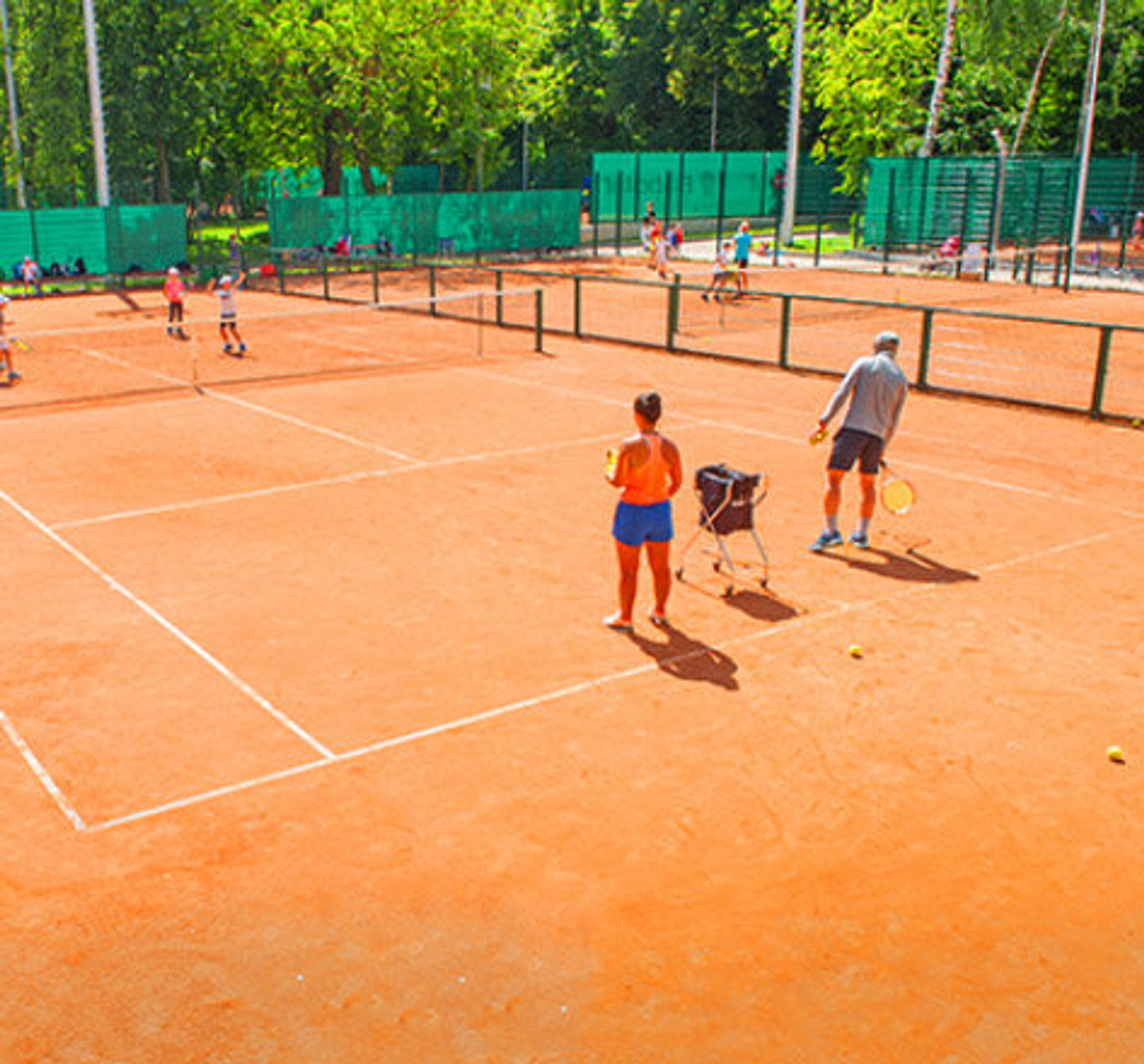 Школа тенниса Tennisteam (Теннисный клуб )