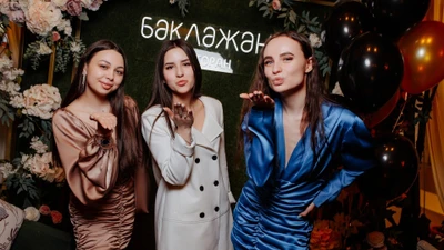 "Баклажан", семейный ресторан на Горьковской