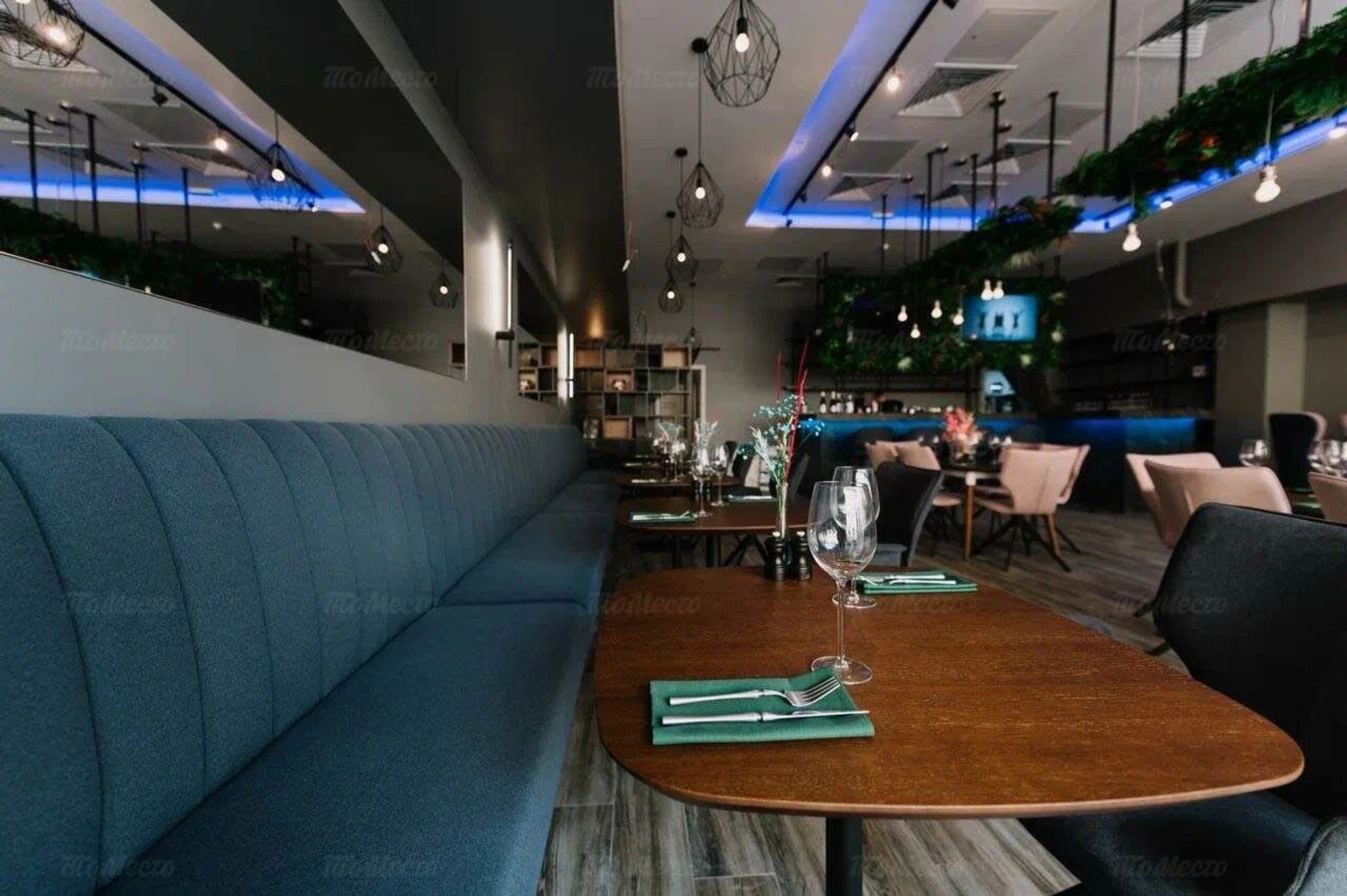 Guests in the city (Ресторан )