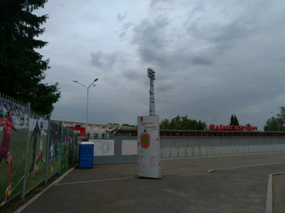 Восточная трибуна (Стадион)