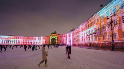 Дворцовая площадь в Санкт-Петербурге, исторический и культурный центр города