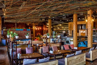 VASILCHUKÍ Chaihona №1 на Алабяна (Кафе с детской комнатой)