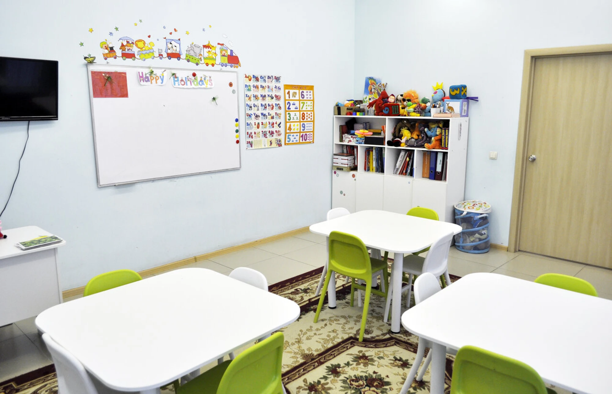The English Club (Курсы иностранных языков )