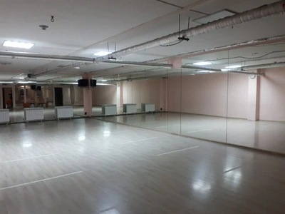 Serenity Dance Studio (Школа танцев )