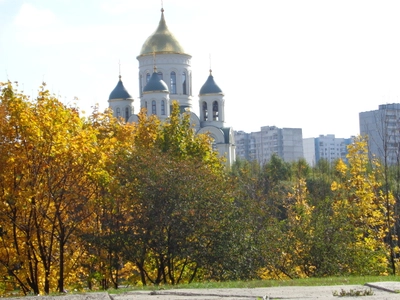 Троицкая церковь Князе-Владимирского монастыря, православный храм