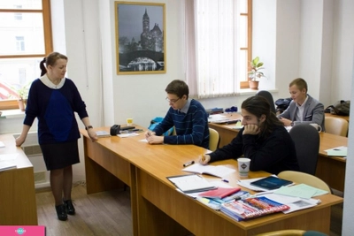 "Петровские традиции", центр интеллектуального развития, консультации по семейному образованию в СПб 