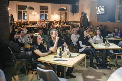 Lucky Stand Up Bar (Бар, паб)
