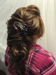 Студия парикмахерского искусства (Салон красоты)