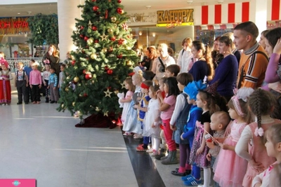 ТРЦ "Планета", торговый комплекс на улице 9 мая, Красноярск 