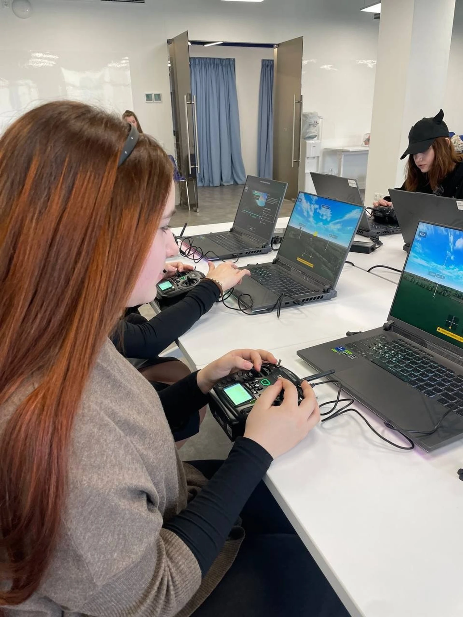 16 уроков по ЕГЭ в подарок от школы "Синергия"