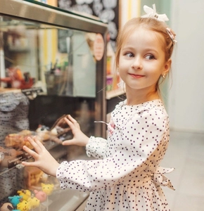 Десерты со скидкой в кафе "Kitchen"