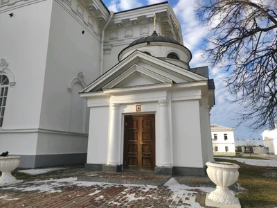 Часовня при соборе Происхождения Честных Древ Креста Господня (Православный храм)