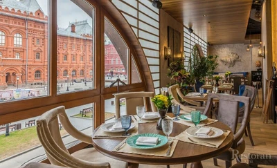 Peshi, ресторан с детской комнатой, отмечен Гидом Мишлен