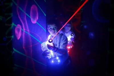 LaserLand (Лазертаг )