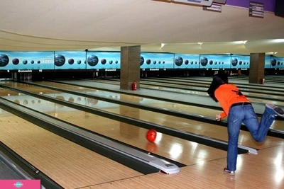 Боулинг-центр в ТРК "Московский" на Московском шоссе, Самара 