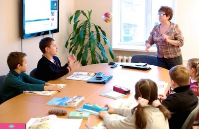 English Staff, "Инглиш Стафф", языковые курсы, английский для детей от 7 лет, международный центр дошкольного образования во Фрунзенском районе, Владивосток 