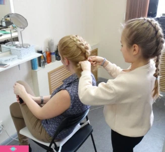"Кассандра", школа плетения кос в Новосибирске 