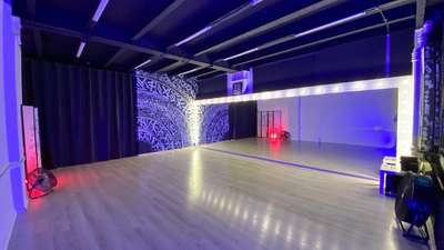 X-Place studio (Танцплощадка )