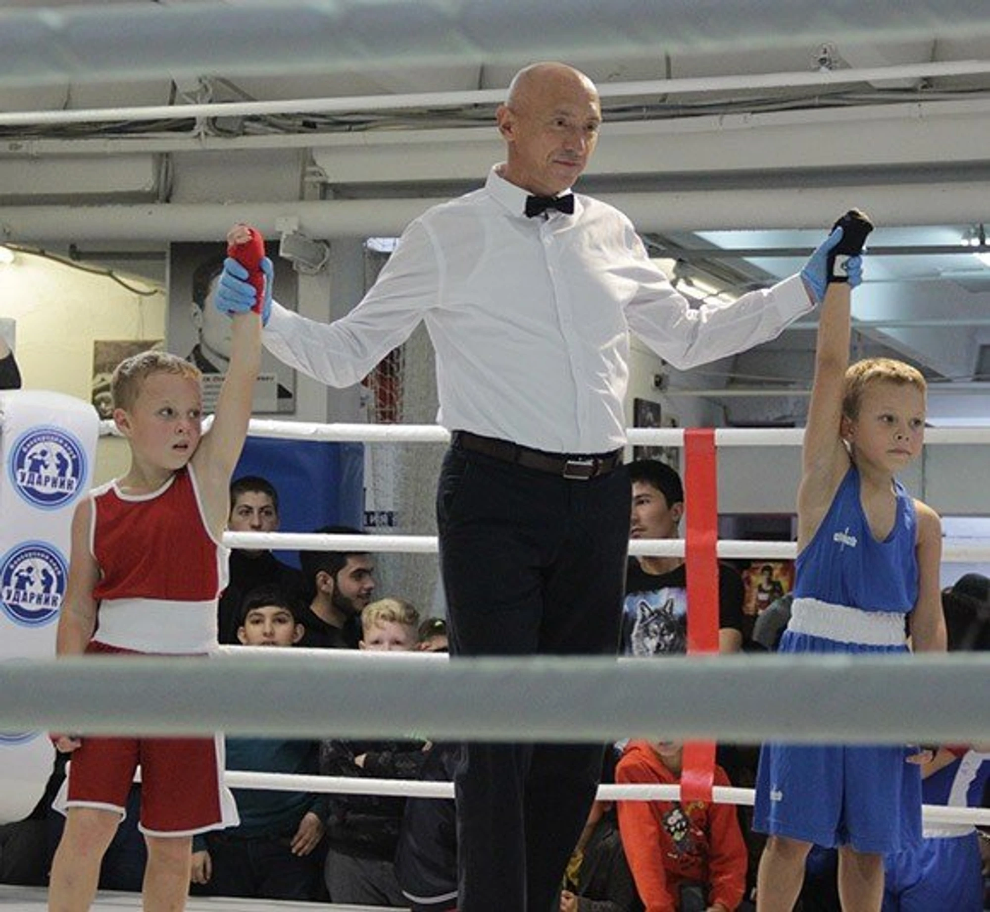 Абонемент на индивидуальные занятия по боксу для детей в клубе "Ударник"