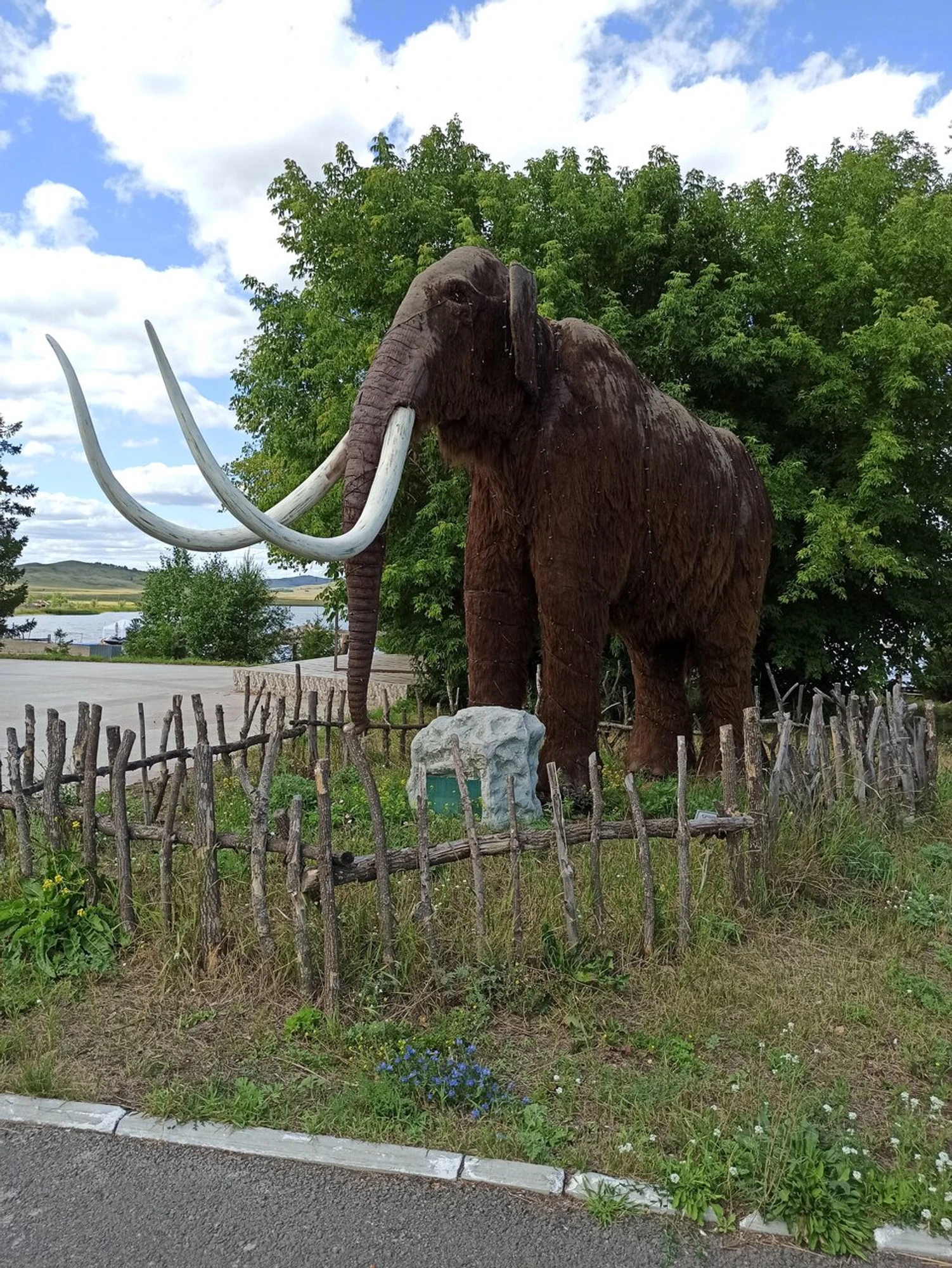 Парк динозавров Динопарк (Парк культуры и отдыха )