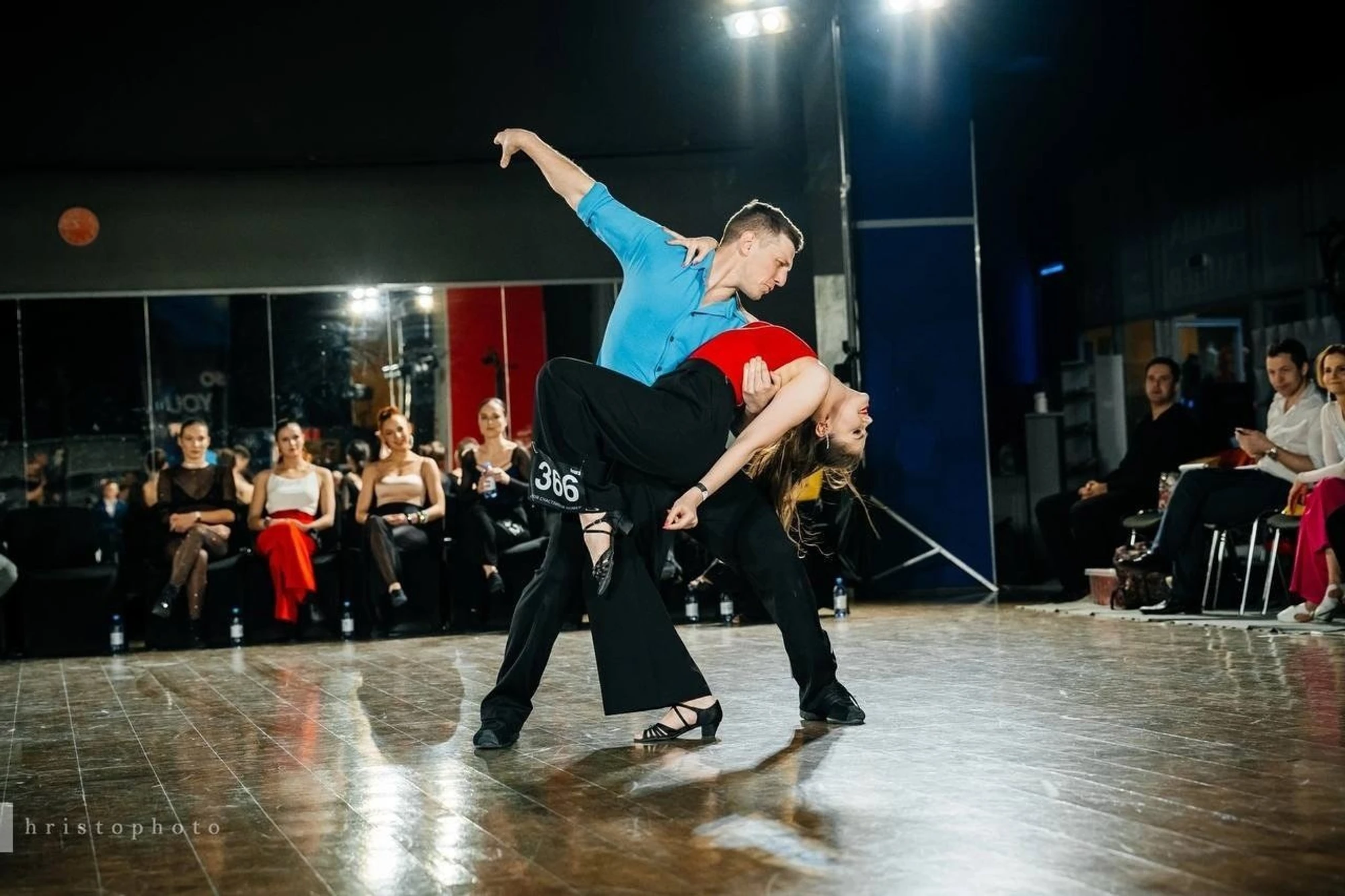 Фото: vk.com/alphadance_ru