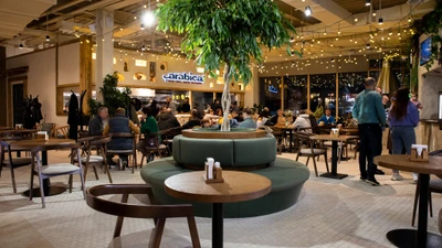 Гастровилла , фудмаркет на территории Novaya Riga Outlet Village