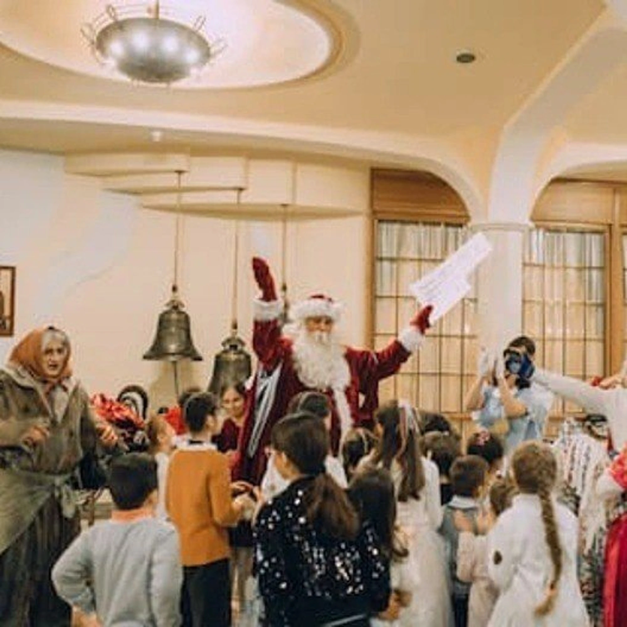 Новогодняя программа «Оперный квест» в театре "Новая Опера"