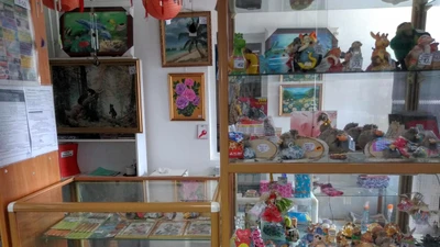 Мир камня (Художественный салон)