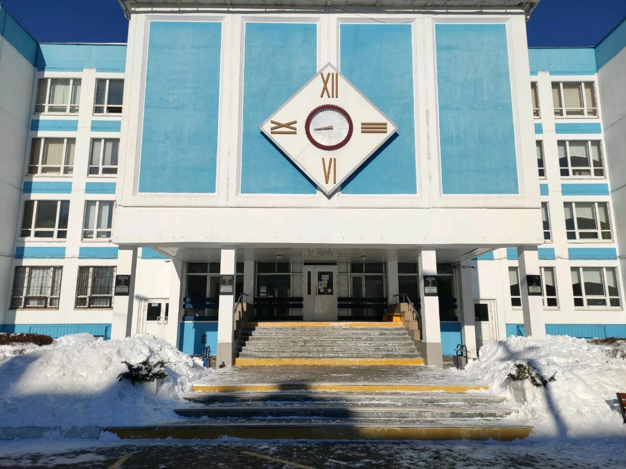 Детская футбольная академия Квазар (Спортивный клуб, секция )