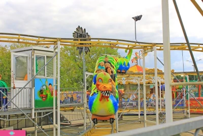 "Карусель" лунопарк в Коломенском