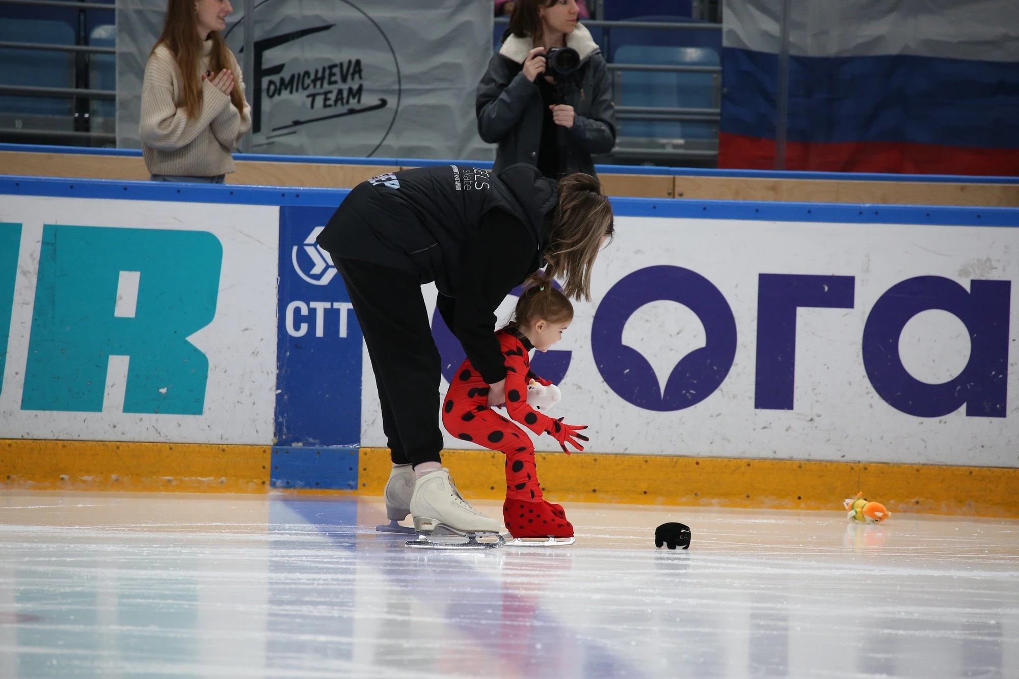 "Angels Skate", студия фигурного катания