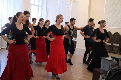 Paloma Roja (Школа танцев )
