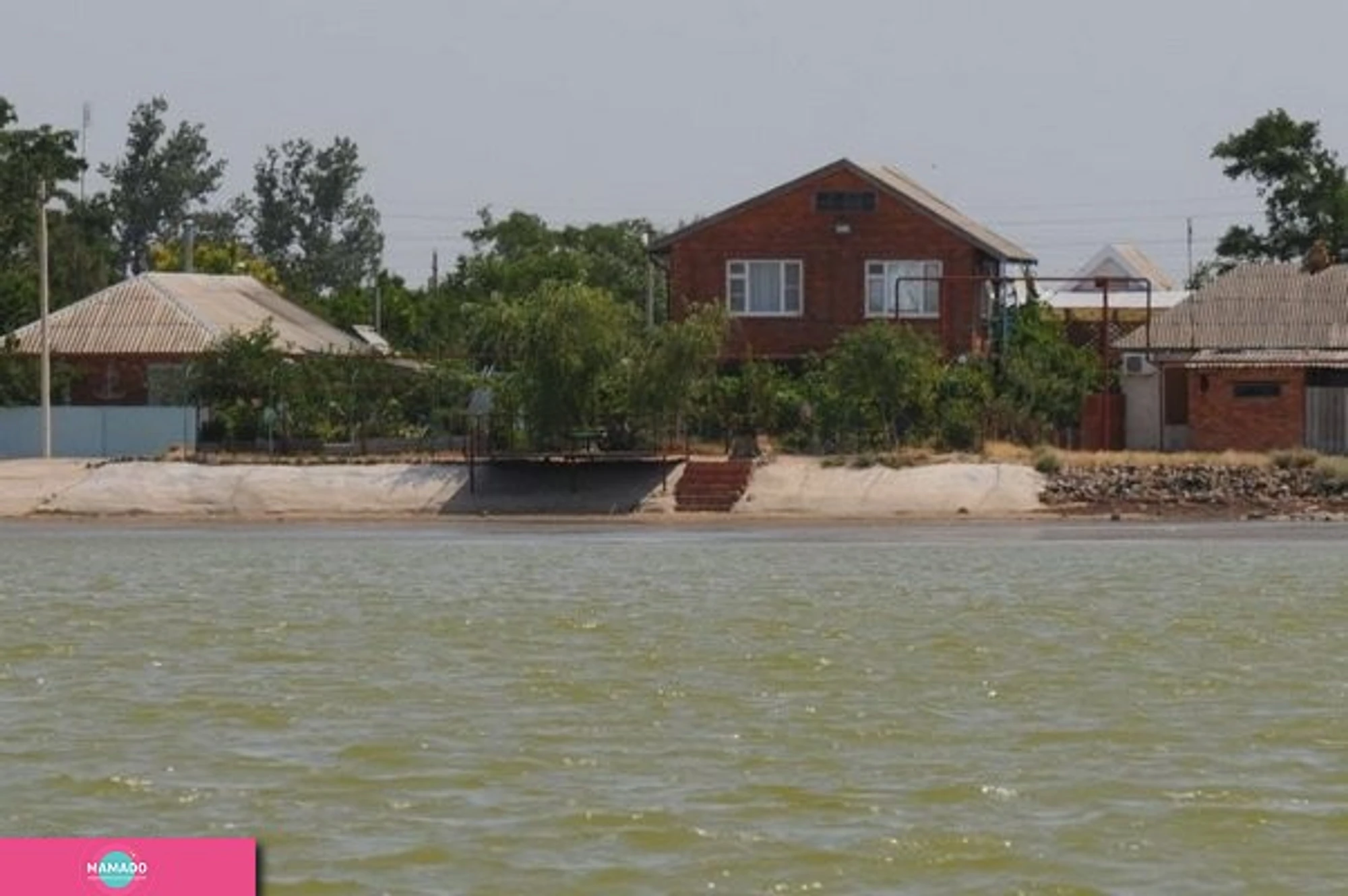 "Очаровательный Бейсуг", гостевой дом на Азовском море, поселок Ясенская Переправа, Краснодарский край