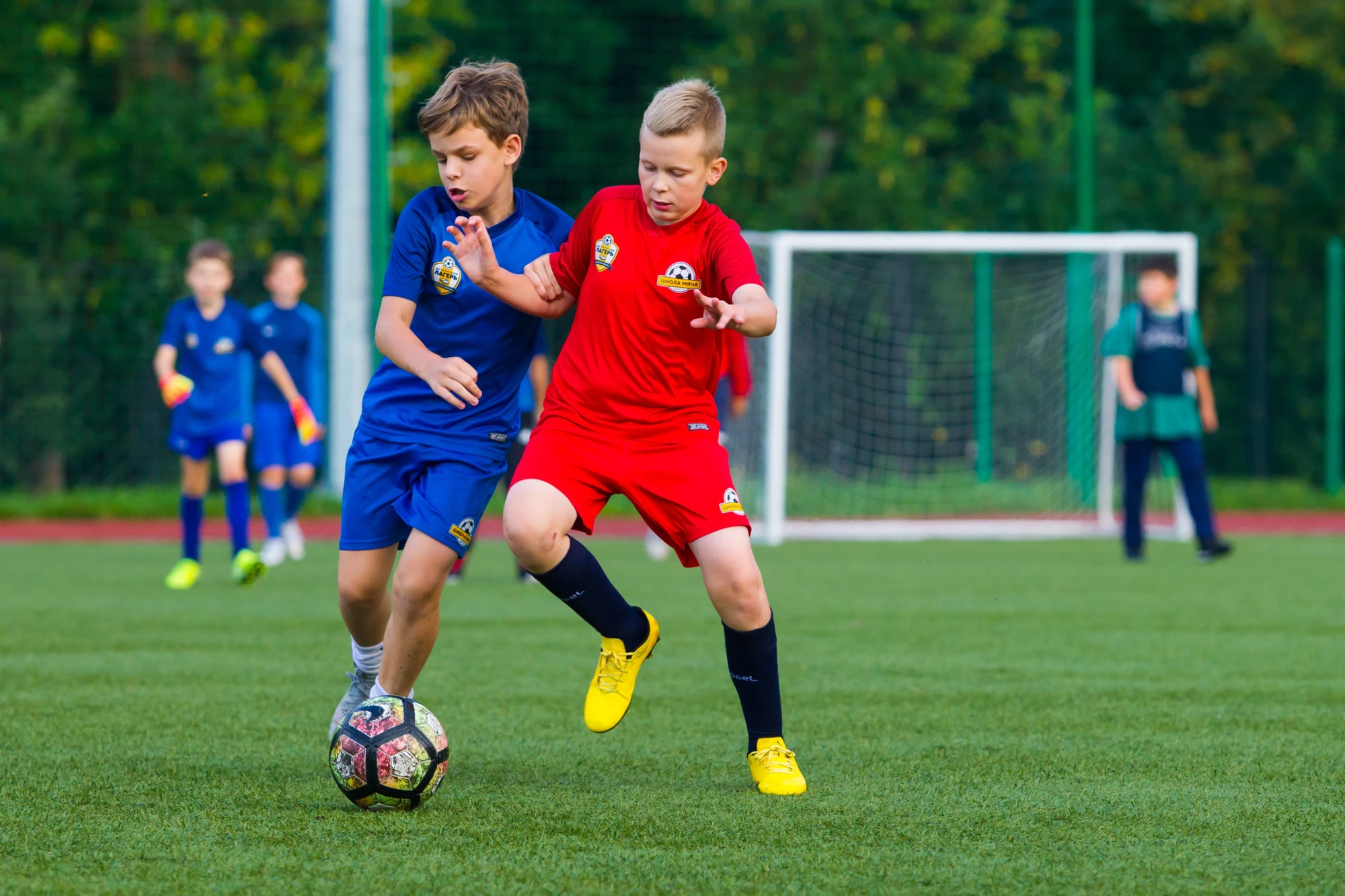 Школа мяча Ясенево - футбольная школа для детей от 4 до 14 лет