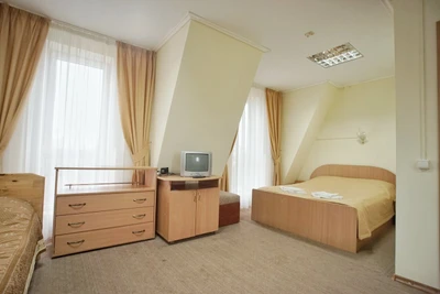 Росситтен (Гостиница)