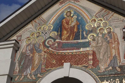 Собор Успения Пресвятой Богородицы в Салавате (Православный храм)