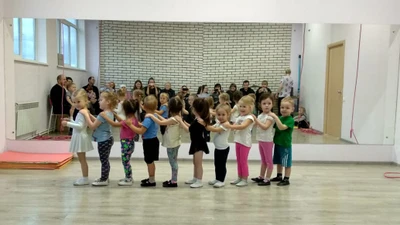 Студия танца "ШАГ ВПЕРЕД" на Трубном, г. Каменск-Уральский