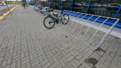 Велопарковка (Велопарковка)