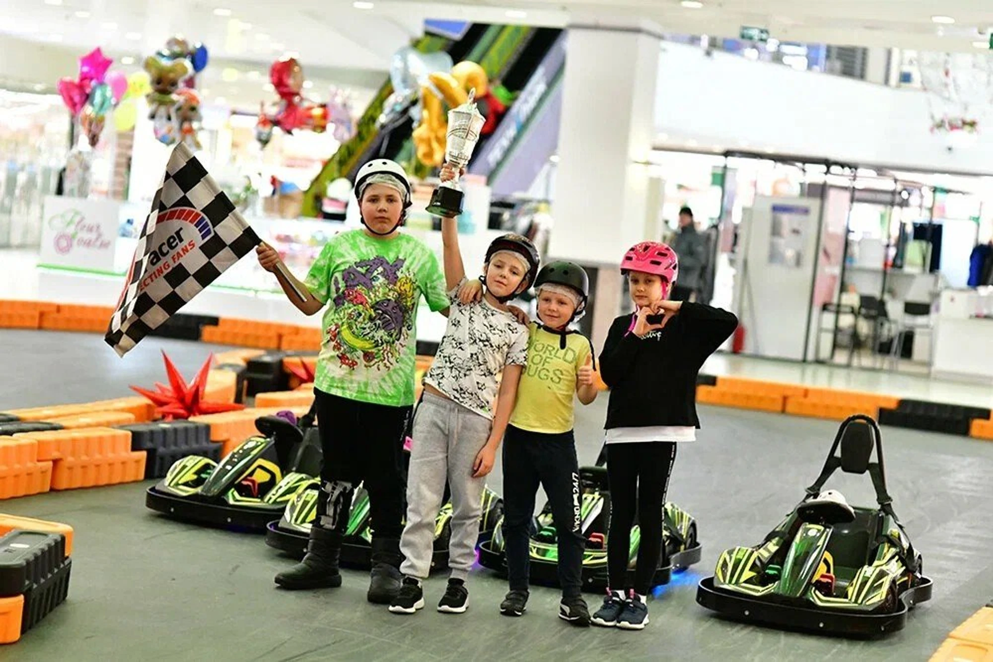 СЕМЕЙНЫЙ КАРТИНГ КЛУБ  "MINIKARTING"