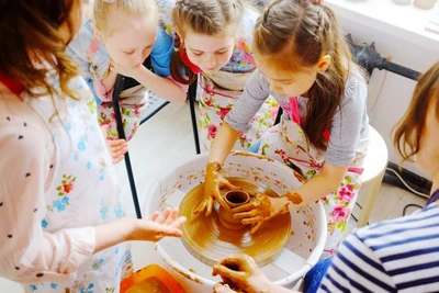 День рождения с мастер-классом по гончарному делу в "Гончарной студии №1"