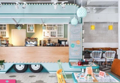 "Моменты", семейный ресторан с детской комнатой на Ленинском, СПб 