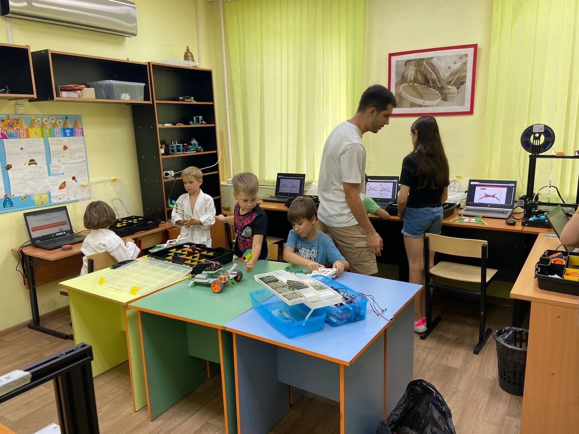 "Родничок", клуб культуры и эстетики, студии для детей и взрослых