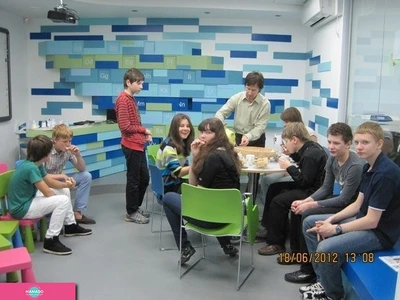 English First на проспекте Ветеранов, СПб 