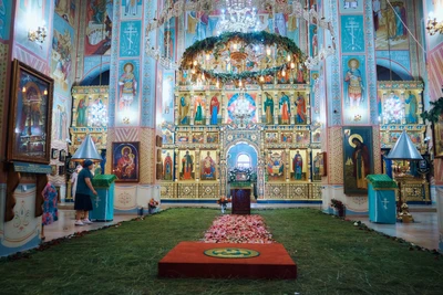 "Храм Святой Живоначальной Троицы" (Православный храм)