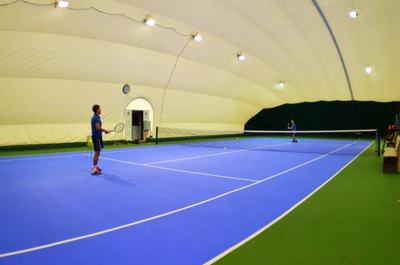 Школа большого тенниса (Теннисный клуб )