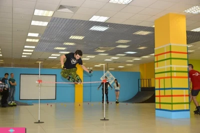 "Город джунглей", детский развлекательный центр и роллердром в ТРЦ "Июнь", Уфа 