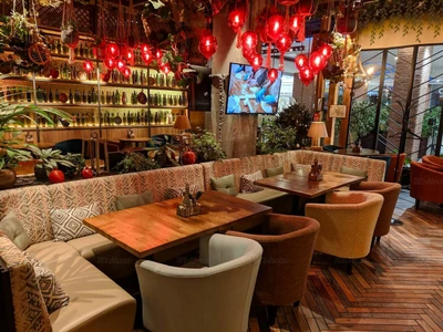 Швили (Ресторан с детской комнатой)